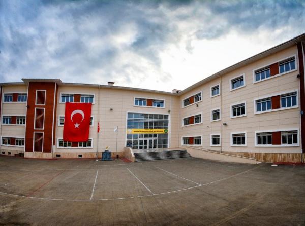 Tuzla Mahir İz Anadolu İmam Hatip Lisesi Fotoğrafı